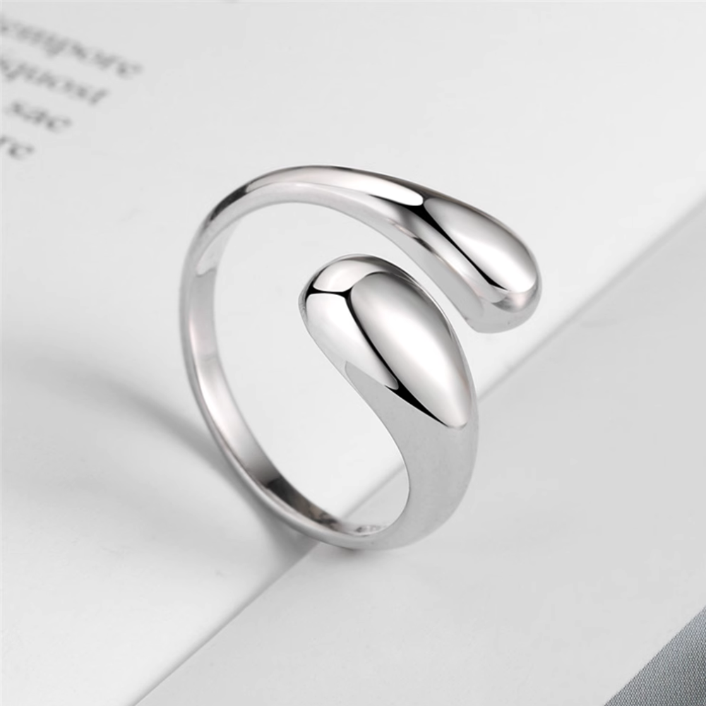 Silver Nora Ring | Nora Loop Ring | Young's Jewellery