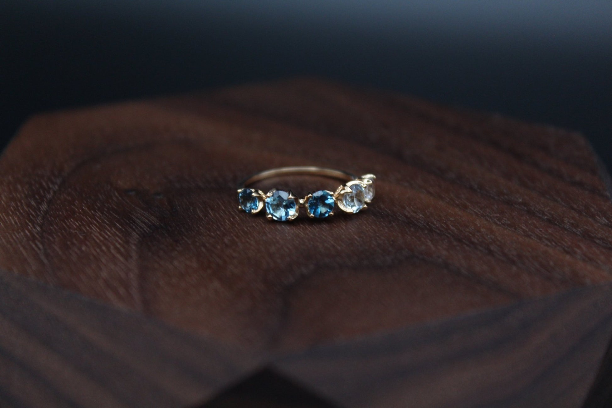 Lunden Topaz Ring | Gold Topaz Ring | Young's Jewellery